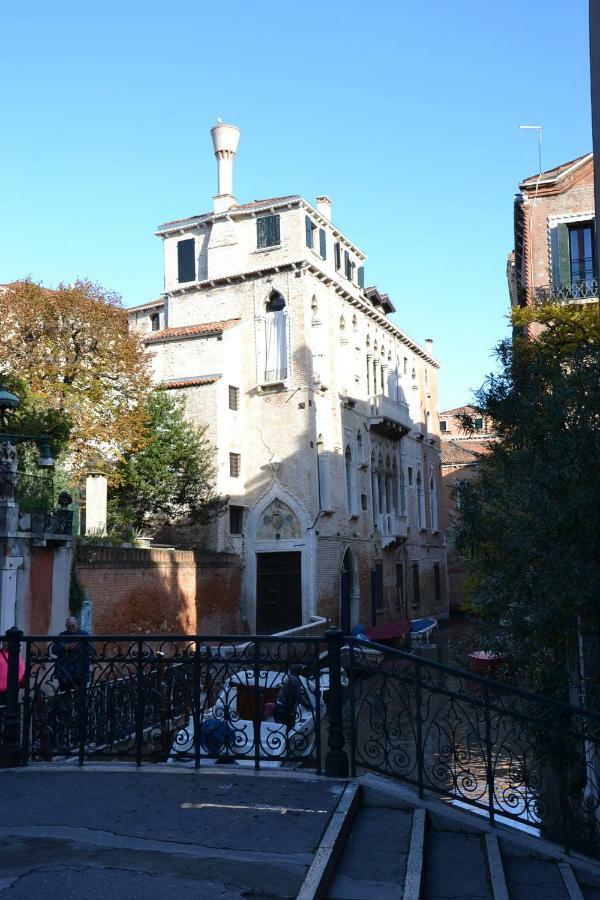 Castello 5888 B, Santa Marina, Calle Marcello, Canale * Venecia